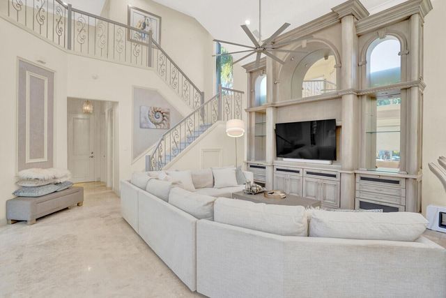 6654 Grande Orchid Way, Delray Beach, FL 33446