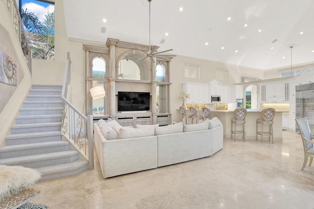 6654 Grande Orchid Way, Delray Beach, FL 33446