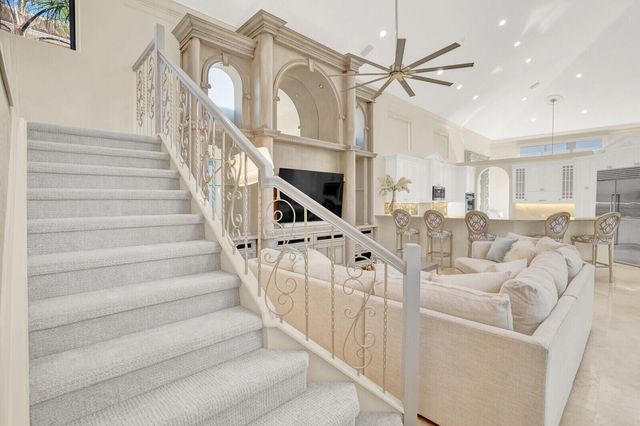 6654 Grande Orchid Way, Delray Beach, FL 33446