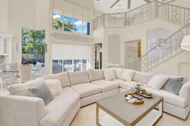 6654 Grande Orchid Way, Delray Beach, FL 33446