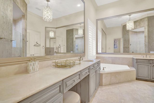 6654 Grande Orchid Way, Delray Beach, FL 33446