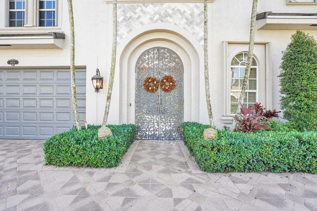 6654 Grande Orchid Way, Delray Beach, FL 33446