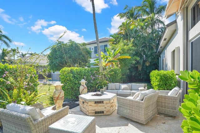 6654 Grande Orchid Way, Delray Beach, FL 33446