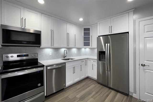 30 Westgate Drive HD13, Bohemia, NY 11716