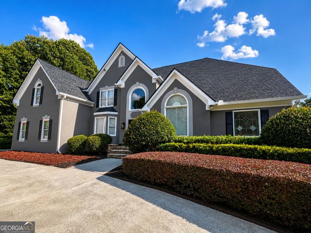 275 Steeple Point Drive, Roswell, GA 30076