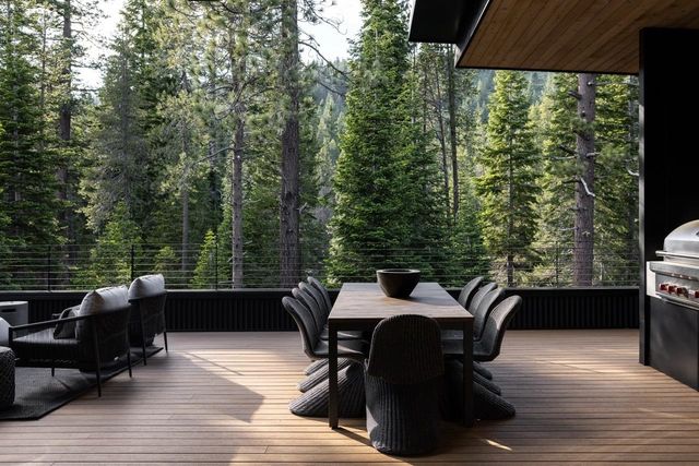 323 Creeks End Court, Olympic Valley, CA 96146