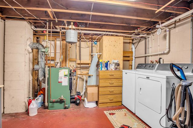 81 PEACH AVE, Hershey, PA 17033