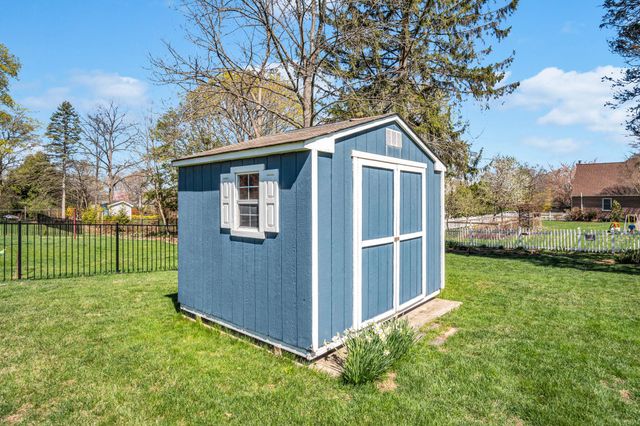 81 PEACH AVE, Hershey, PA 17033