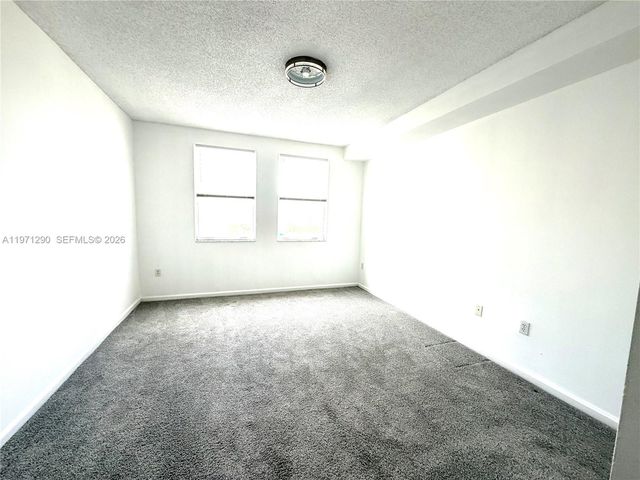17150 N Bay Rd 2911, Sunny Isles Beach, FL 33160