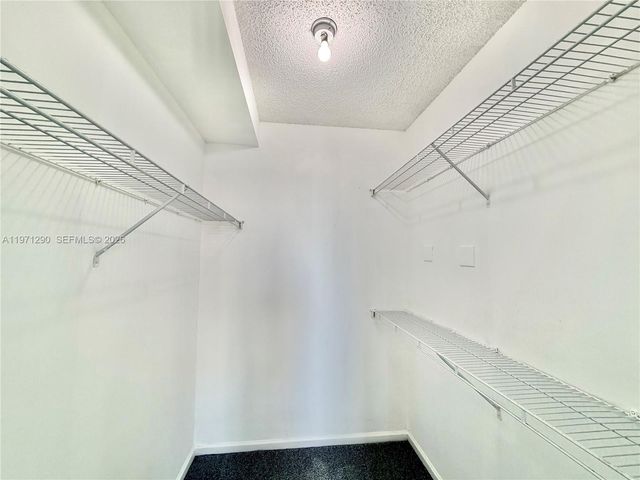 17150 N Bay Rd 2911, Sunny Isles Beach, FL 33160