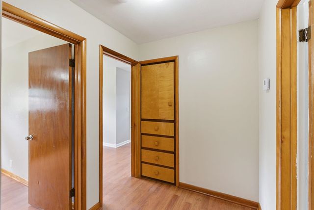 2106 N Woodrow Ave, Wichita, KS 67203