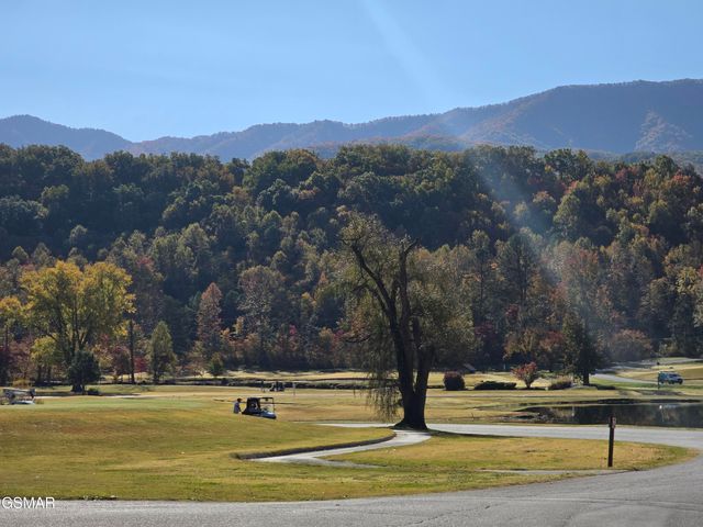 L 6 Scenic Trail, Gatlinburg, TN 37738
