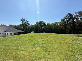 901 Waterloo Lake Drive, Denison, TX 75020