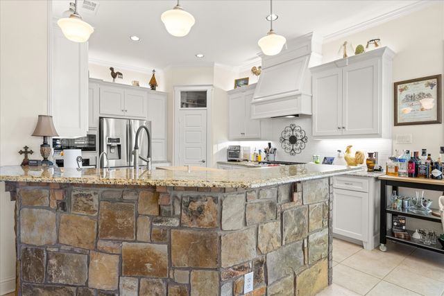 1402 Joshua Way, Granbury, TX 76048