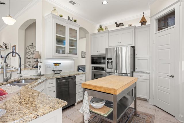 1402 Joshua Way, Granbury, TX 76048