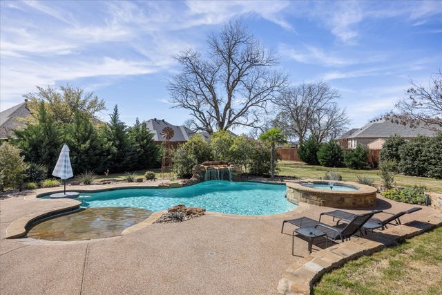 1402 Joshua Way, Granbury, TX 76048