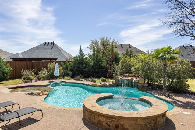 1402 Joshua Way, Granbury, TX 76048