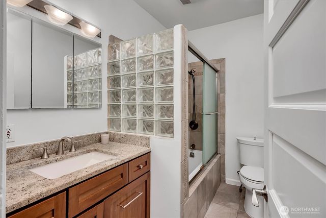 3437 38th Avenue SW, Seattle, WA 98126