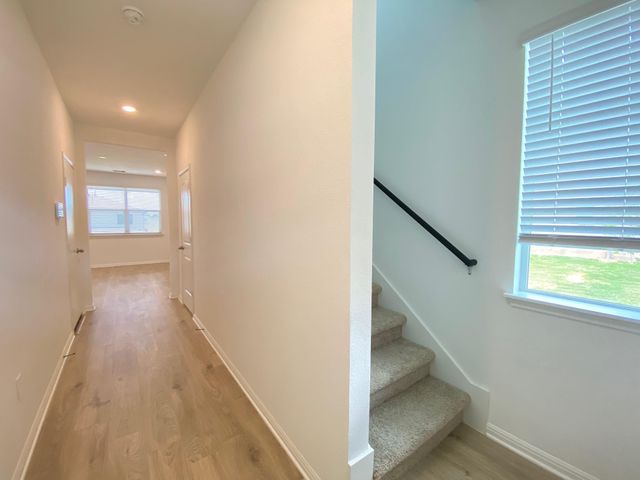 432 Brody LN, Georgetown, TX 78626