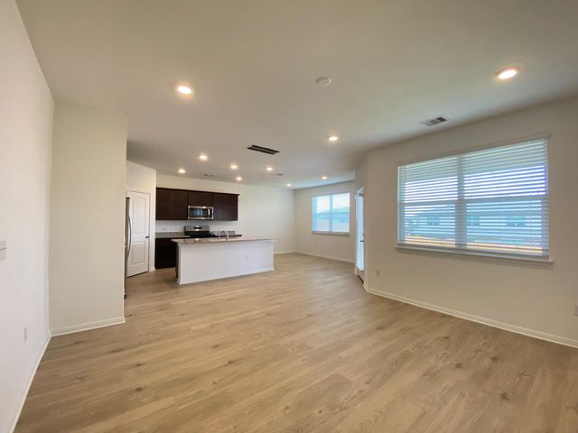 432 Brody LN, Georgetown, TX 78626