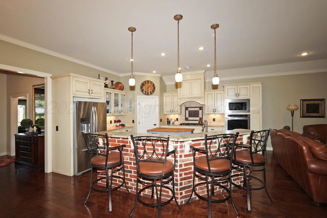 427 CEDAR MEADOW Circle, Amarillo, TX 79124