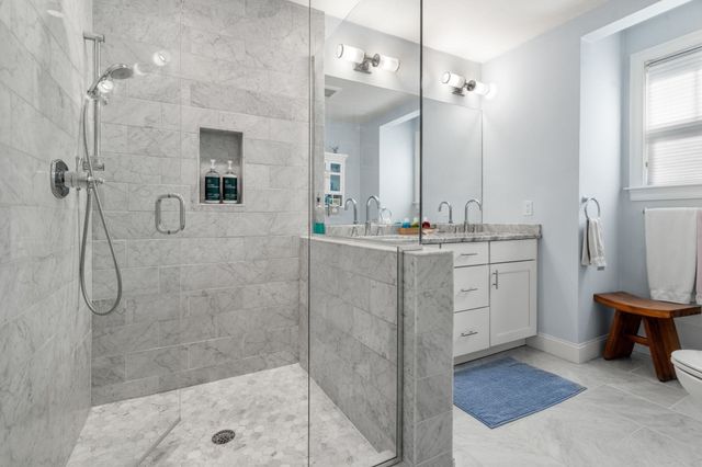 55 Green St 55, Boston, MA 02130