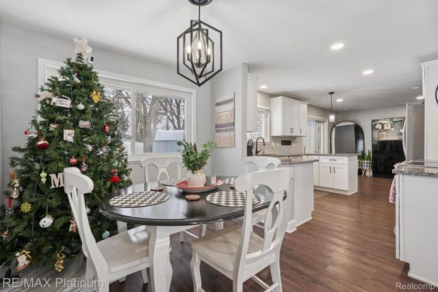 23660 Maude Lea Street, Novi, MI 48375