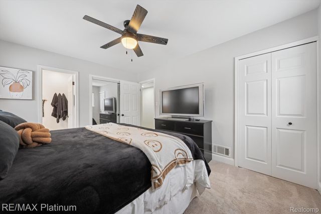 23660 Maude Lea Street, Novi, MI 48375