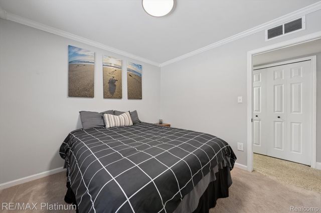 23660 Maude Lea Street, Novi, MI 48375