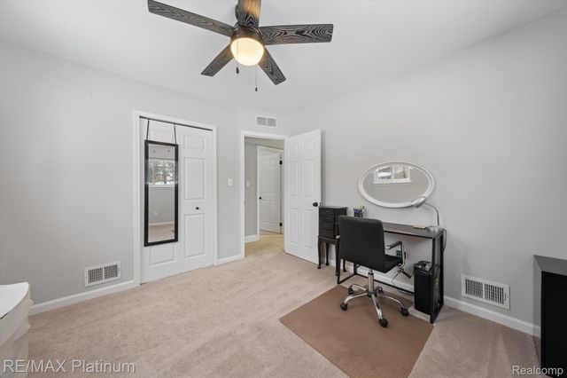 23660 Maude Lea Street, Novi, MI 48375