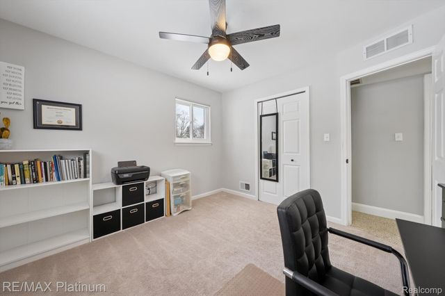 23660 Maude Lea Street, Novi, MI 48375