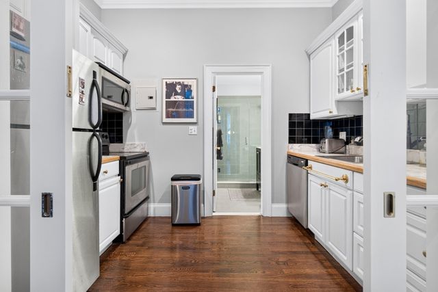 144 Commonwealth Ave 4, Boston, MA 02116