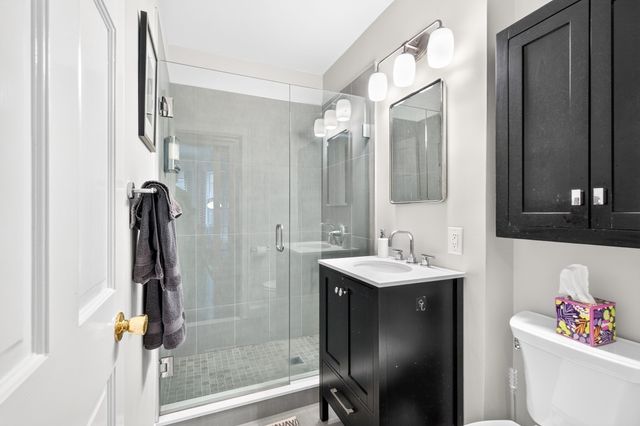 144 Commonwealth Ave 4, Boston, MA 02116