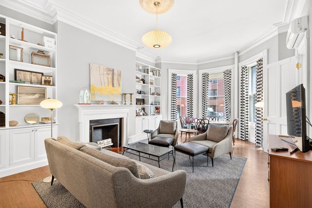 144 Commonwealth Ave 4, Boston, MA 02116