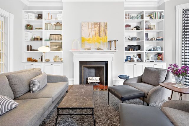 144 Commonwealth Ave 4, Boston, MA 02116