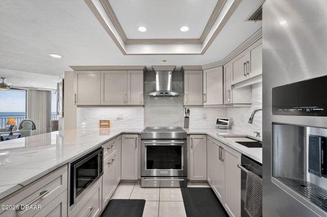 2555 S Atlantic Ave Apt 1705, Daytona Beach Shores, FL 32118