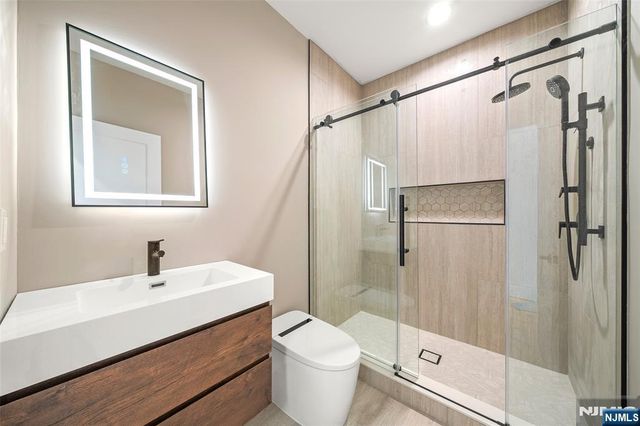 12 Spruce Street, Tenafly, NJ 07670