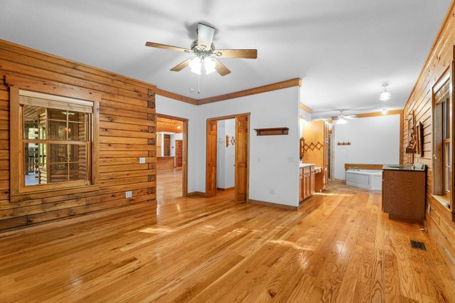 791 Crescent Drive, Hollister, MO 65672