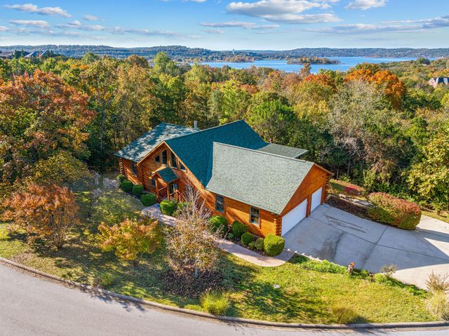 791 Crescent Drive, Hollister, MO 65672