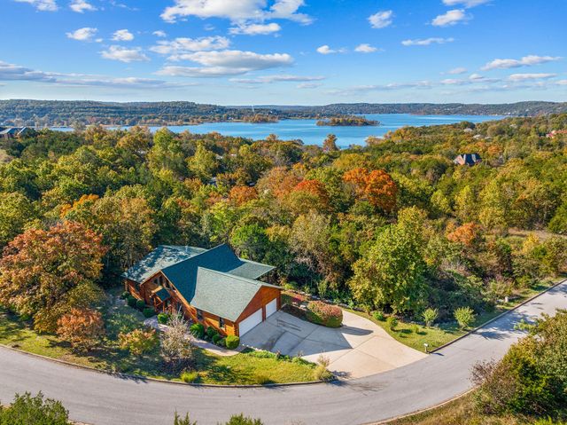 791 Crescent Drive, Hollister, MO 65672