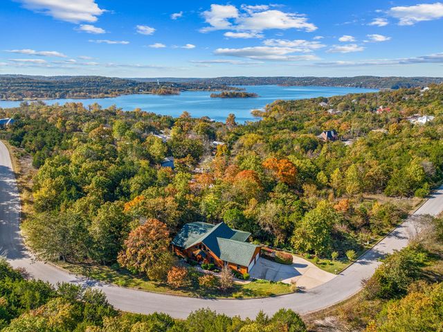 791 Crescent Drive, Hollister, MO 65672