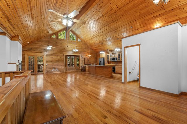 791 Crescent Drive, Hollister, MO 65672