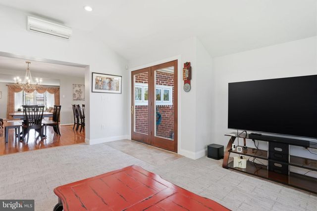 1871 CLAYTON RD, Abington, PA 19001