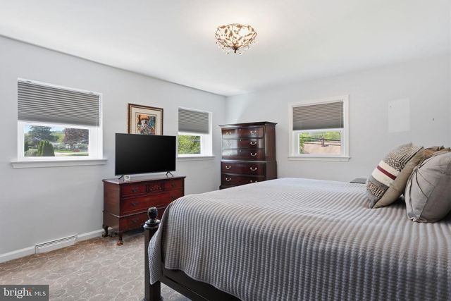 1871 CLAYTON RD, Abington, PA 19001