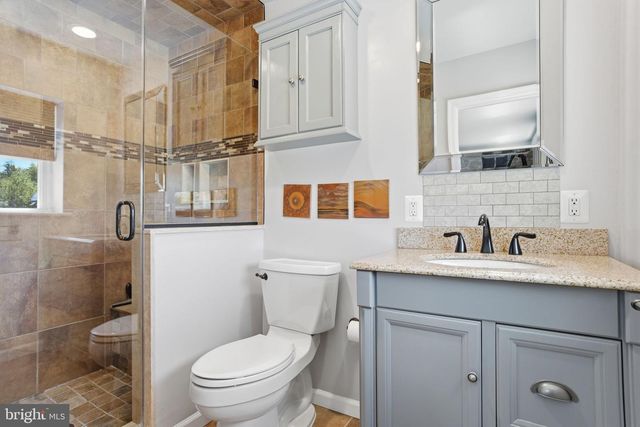 1871 CLAYTON RD, Abington, PA 19001