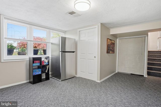 1871 CLAYTON RD, Abington, PA 19001