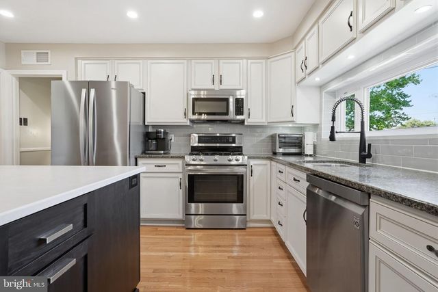 1871 CLAYTON RD, Abington, PA 19001