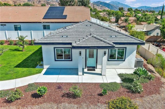 29329 Kemper Lane, Highland, CA 92346