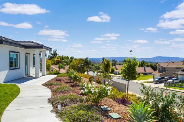 29329 Kemper Lane, Highland, CA 92346