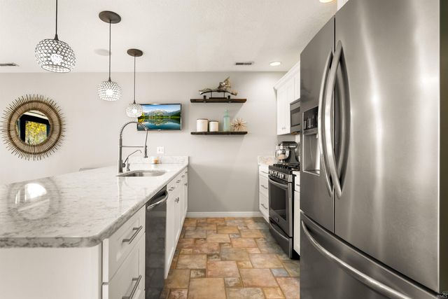 2624 E Stalf Road, Columbia City, IN 46725